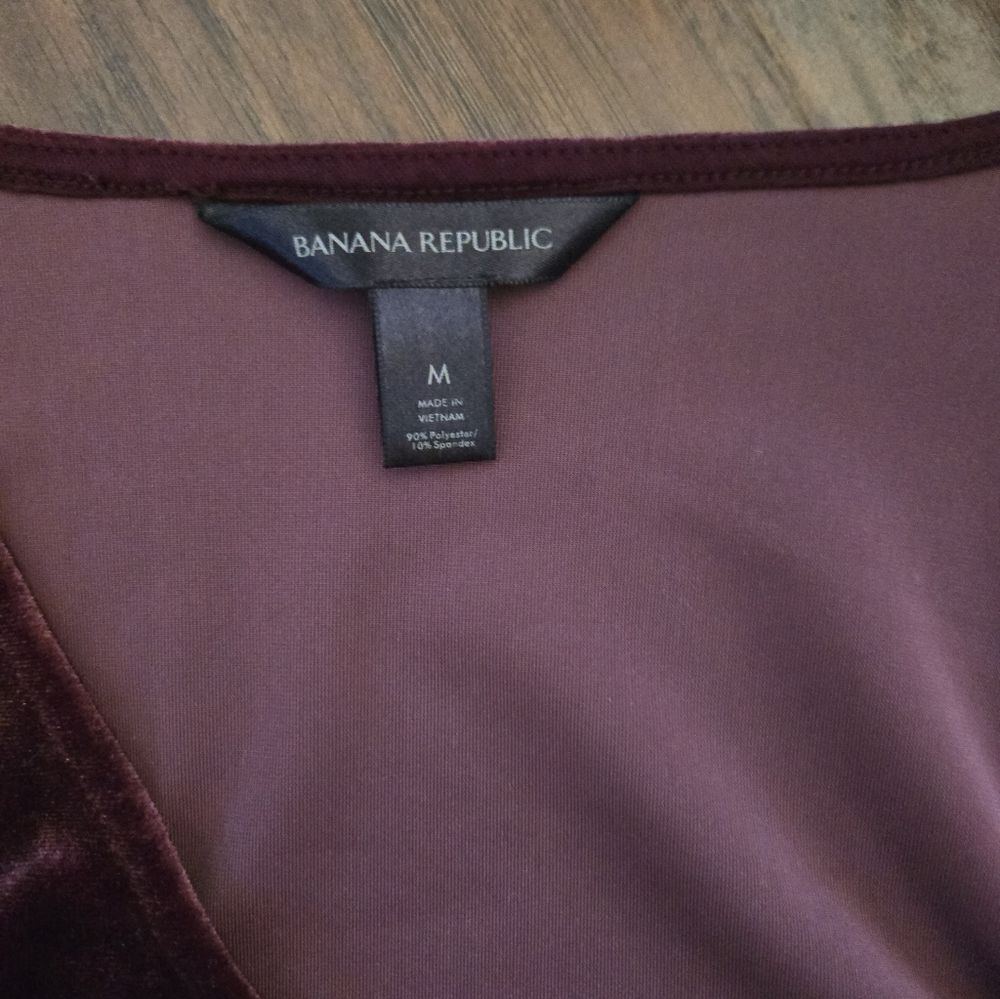 Banana Republic Burgundy Velvet Faux Wrap Medium Long Sleeve Bodysuit - Picture 3 of 8